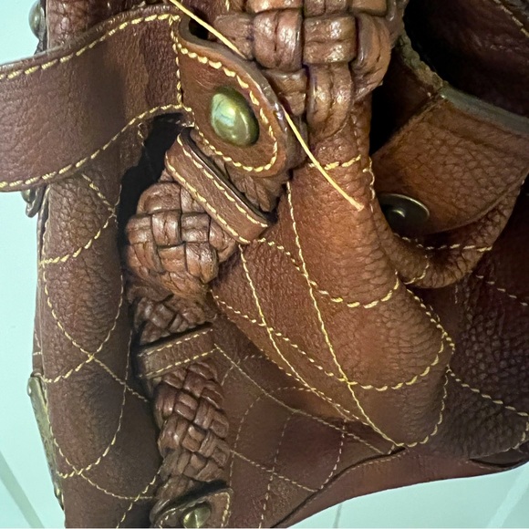 Isabella Fiore Brown Leather Hobo Bag - Picture 4 of 6